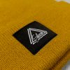 Streetwear-italiano-snapback-beanie-hoodie-T-shirt-Oversized-Uomo-Donna-SBEZ-urban-style-street-stile-brand-abbigliamento-beanie-mostarda-logo-3