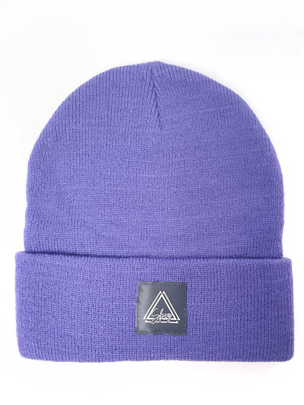 Abbigliamento da strada street wear e da skate | T-shirt street one, magliette, vestiti, cappellini street style marchio triangolo | immagine cappellino viola