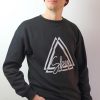 Abbigliamento da strada streetwear e da skate | T-shirt street one, magliette, vestiti, cappellini street style marchio triangolo | immagine-felpa-girocollo-the best-nera-uomo-6