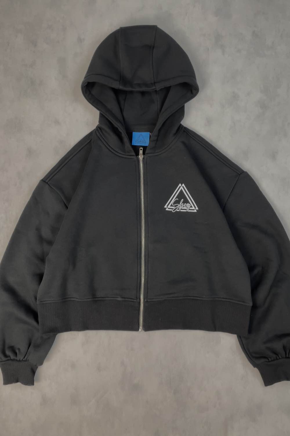 Streetwear-italiano-snapback-beanie-hoodie-T-shirt-Oversized-Uomo-Donna-SBEZ-urban-style-street-stile-brand-abbigliamento-hoodie-zip-crop-la-classica-sbez.jpg